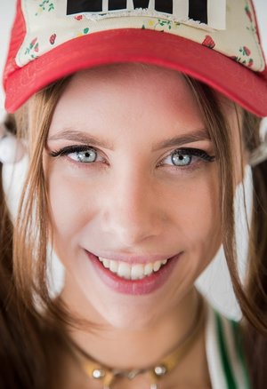 18 year old cutie Carmen Callaway sexys her two study buddies at the same time